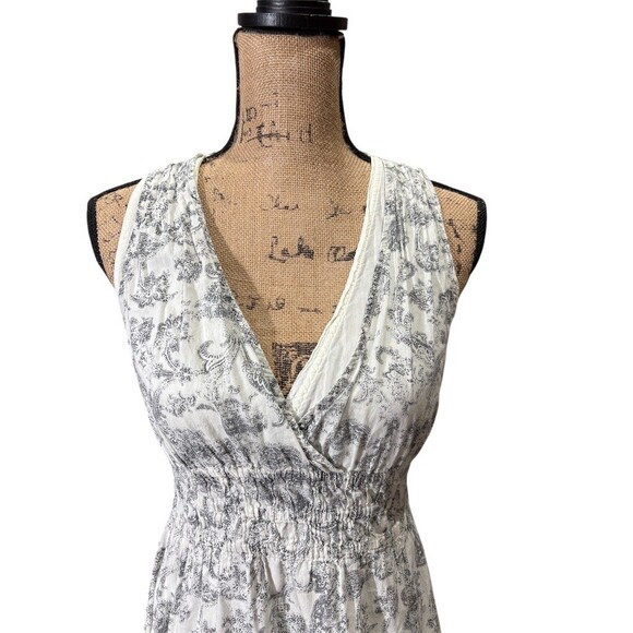 Converse Dress Womens M Ivory Paisley V-Neck Fit & Flare Lined - Picture 2 of 9